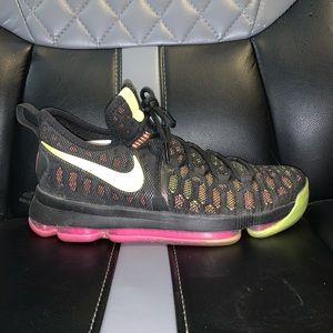 Nike KD basketball shoe